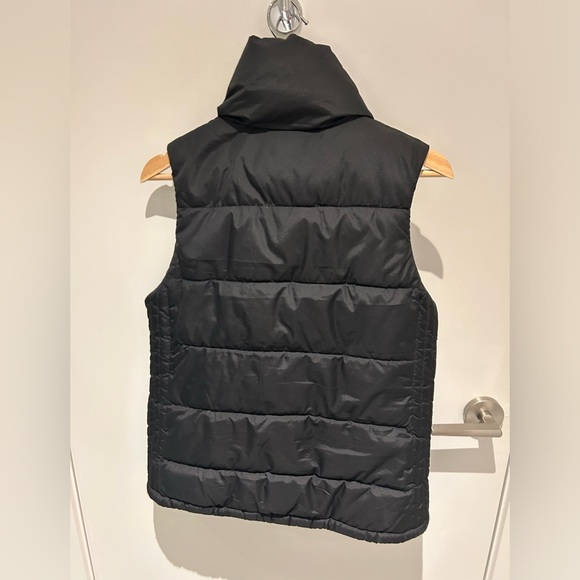 Old Navy vest in Small - Picture 3 of 3